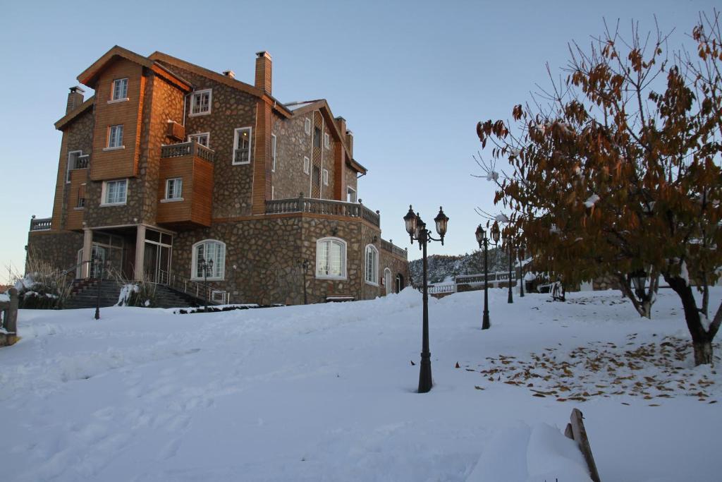 Le Palais Des Cerisiers Hotel อัซโร ภายนอก รูปภาพ