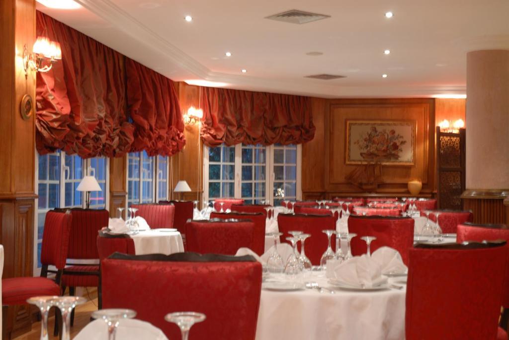 Le Palais Des Cerisiers Hotel อัซโร ภายนอก รูปภาพ